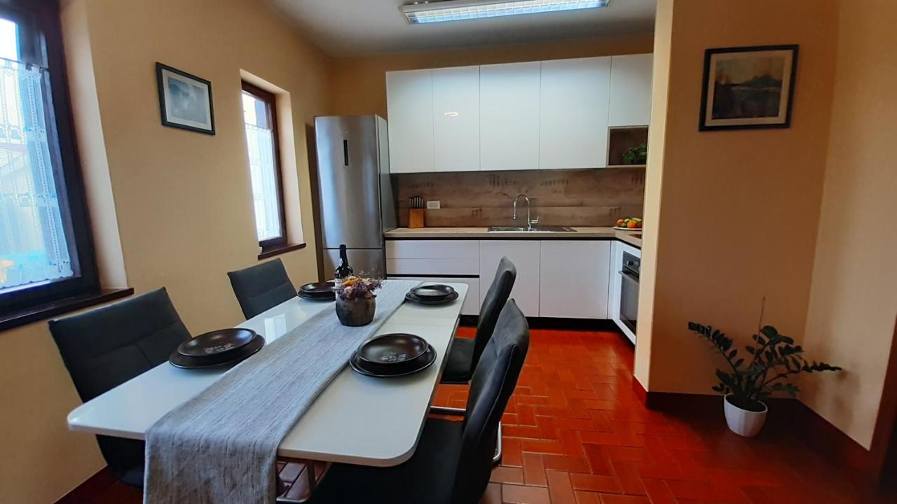 Villa Komel With Pool Fažana Kültér fotó