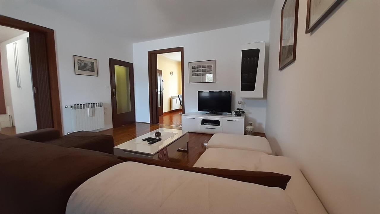 Villa Komel With Pool Fažana Kültér fotó